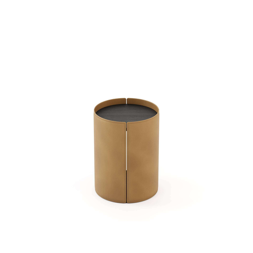 Mano Side Table