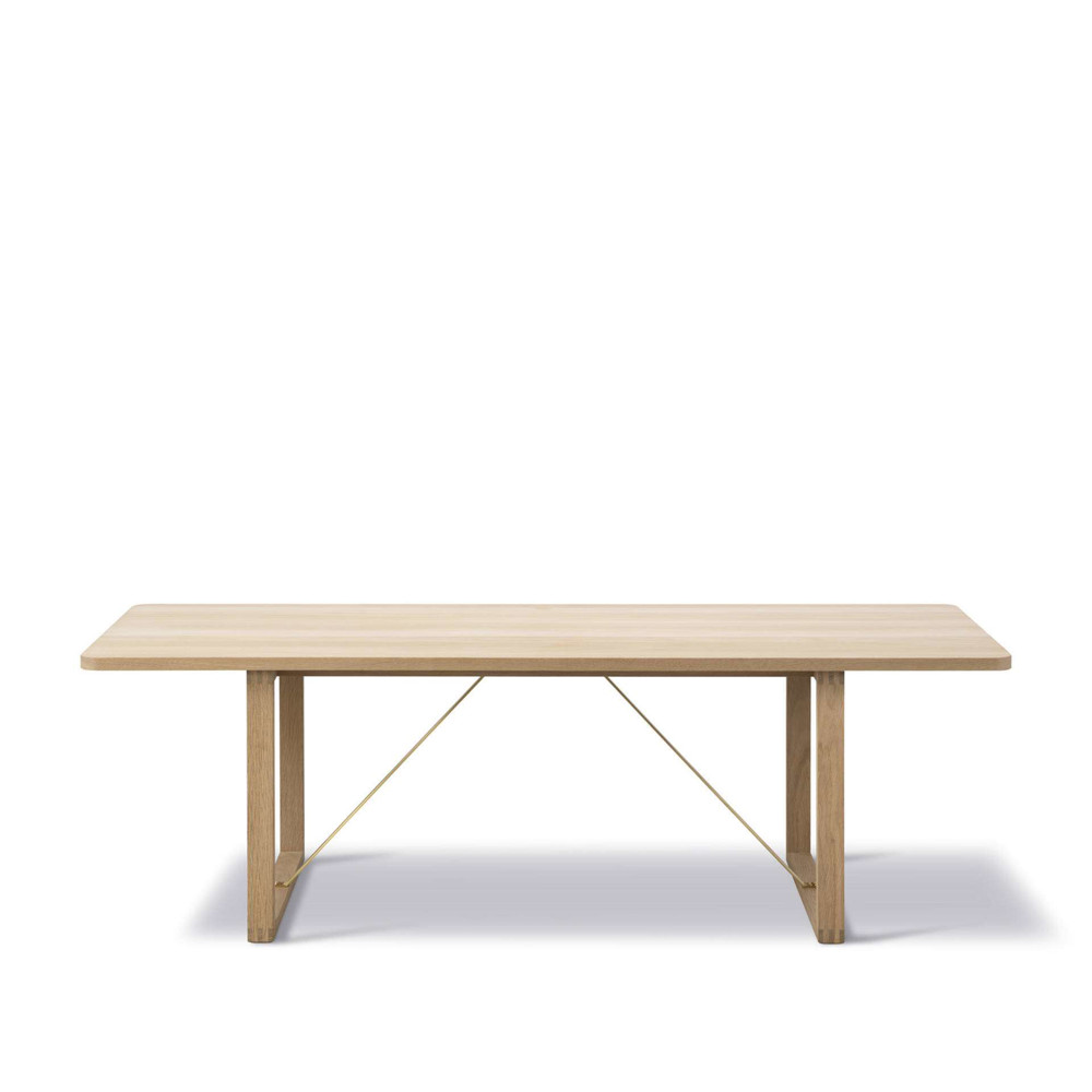 BM67 Coffee Table