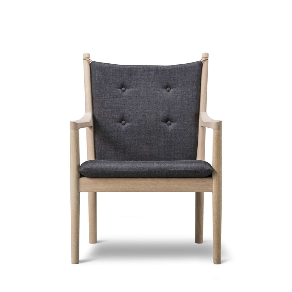 Wegner 1788 Easy Chair