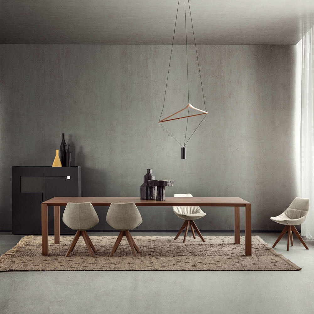 Woody Dining Table - Customizable