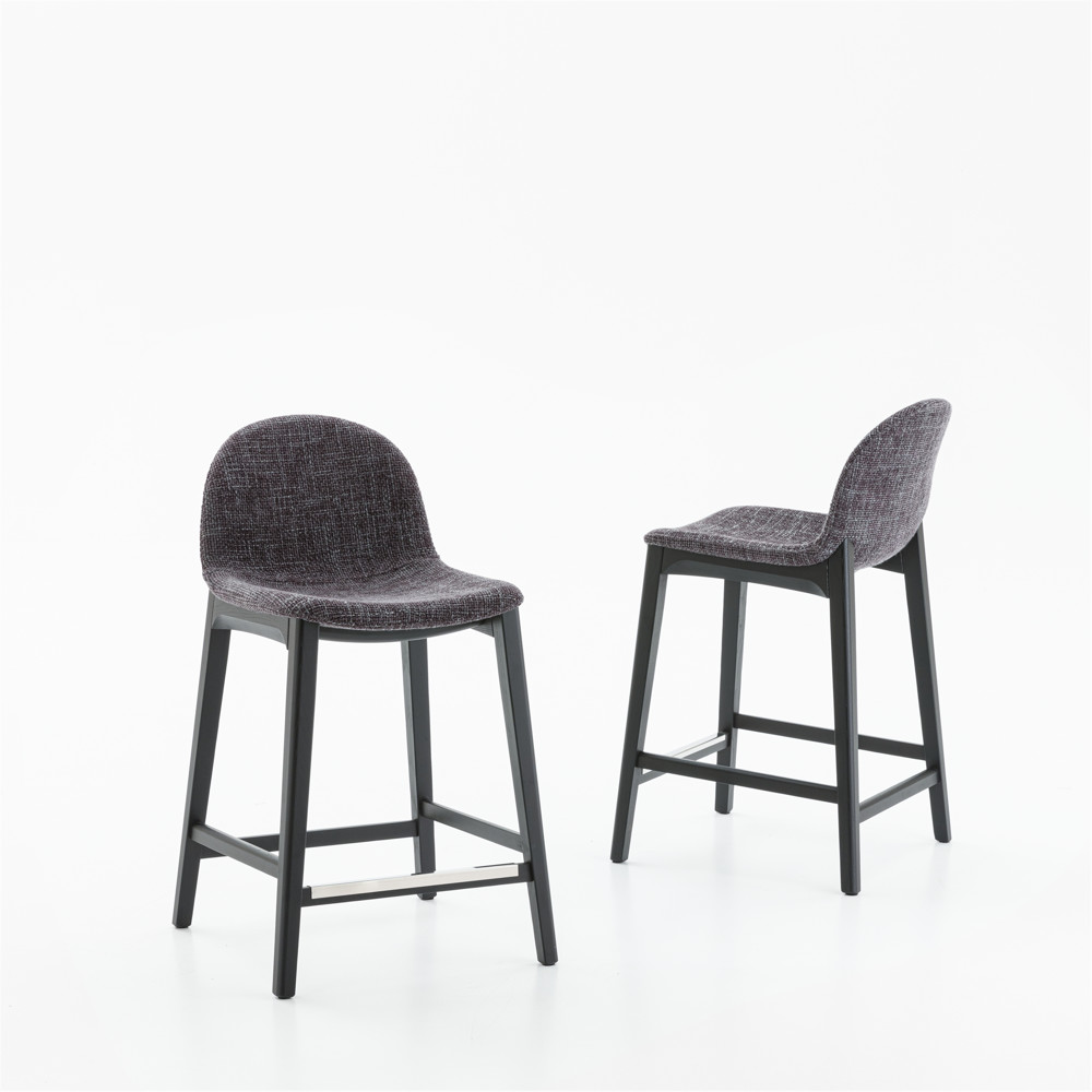 Hull Bar chair