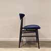 Gent Dining Chair - Gubi Velvet 420 - Black Stained Ash